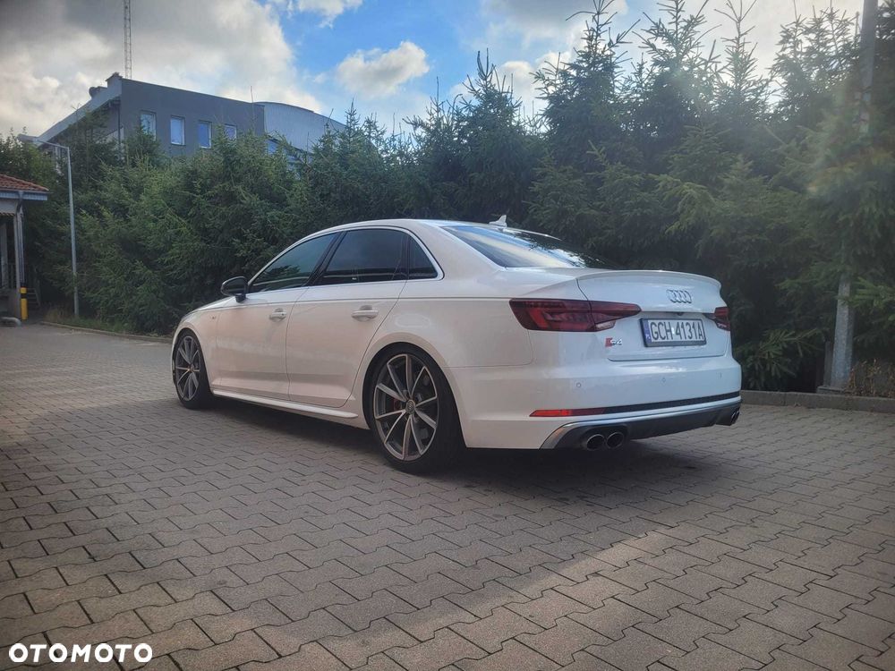 Audi S4 Limousine - 5