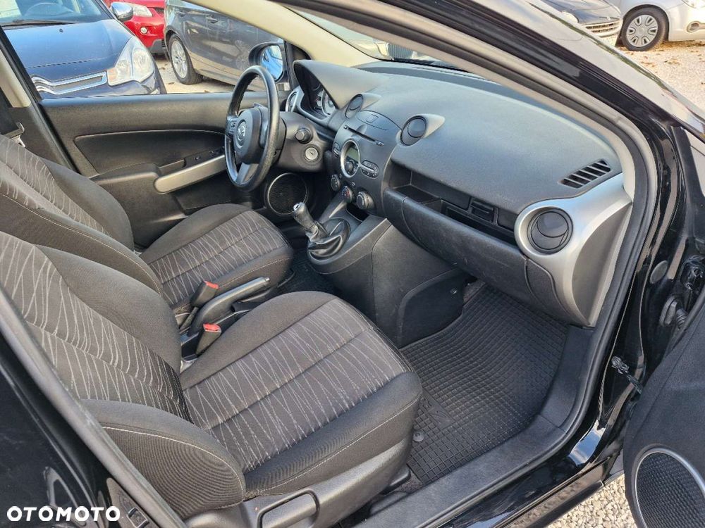 Mazda 2 - 21
