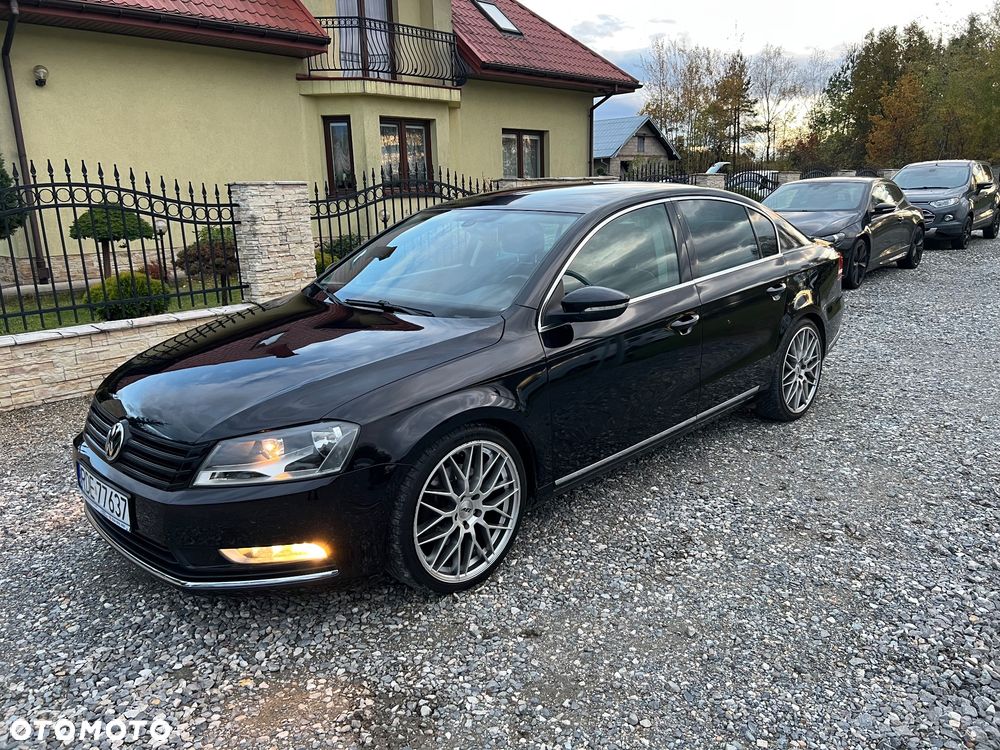 Volkswagen Passat - 33