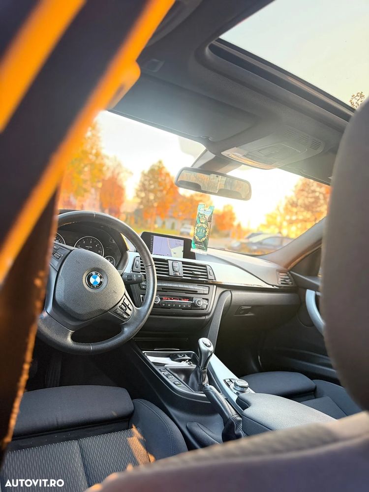 BMW Seria 3 320d DPF Touring Blue Performance Edition Fleet Exclusive - 6