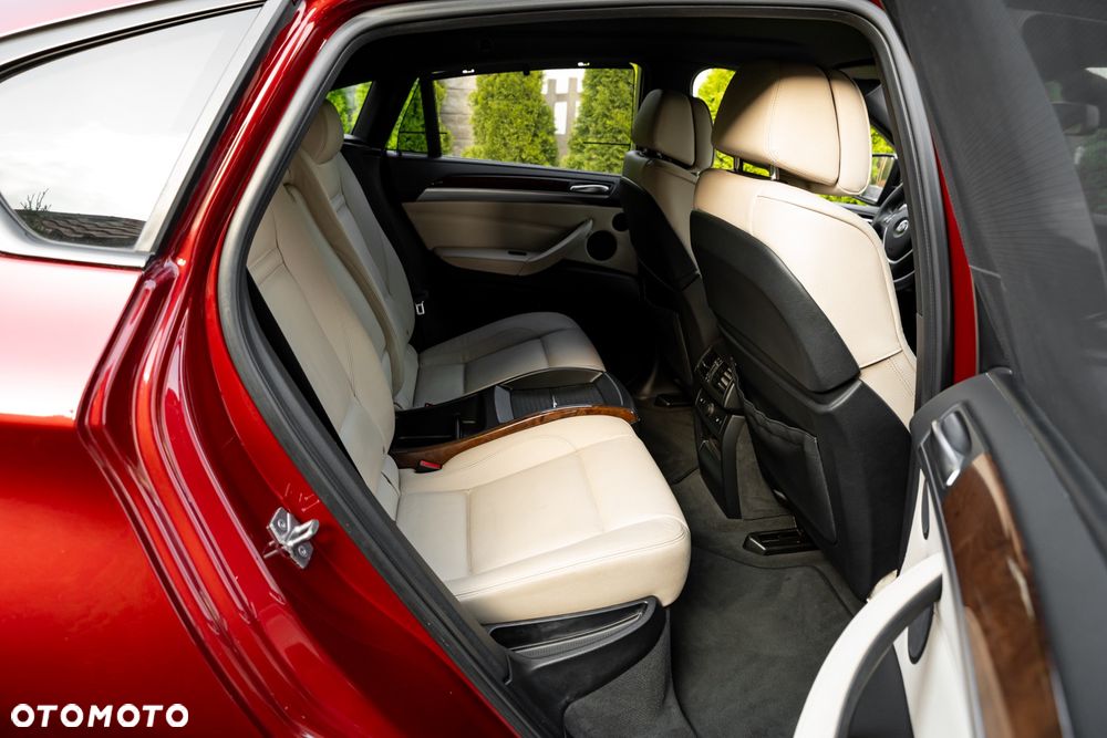 BMW X6 xDrive40d - 23