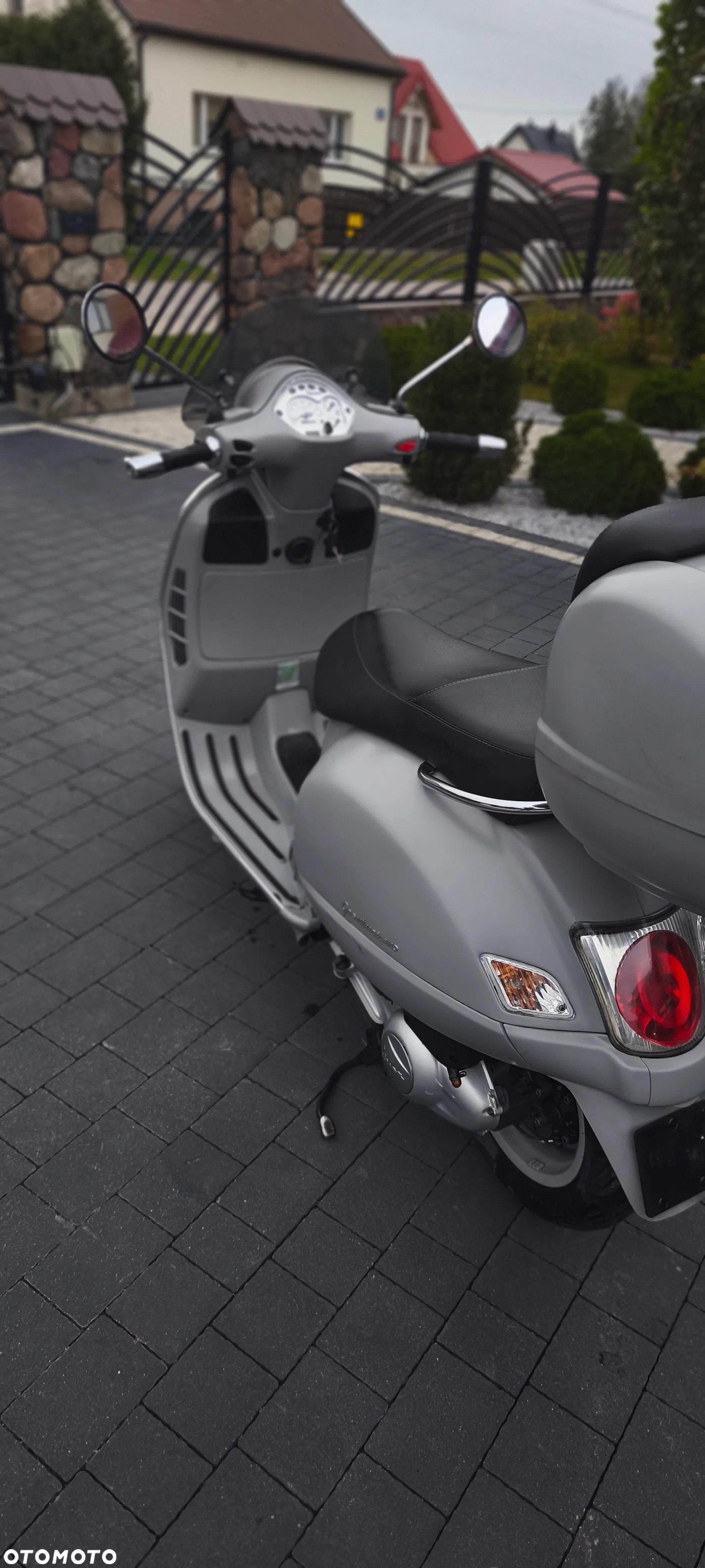 Vespa Grantourismo - 11