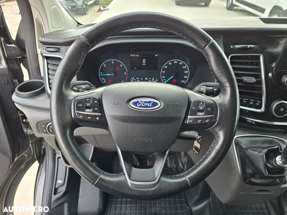 Ford Transit Custom L2H1 PREMIUM EDITION Magnetic Grey - 31