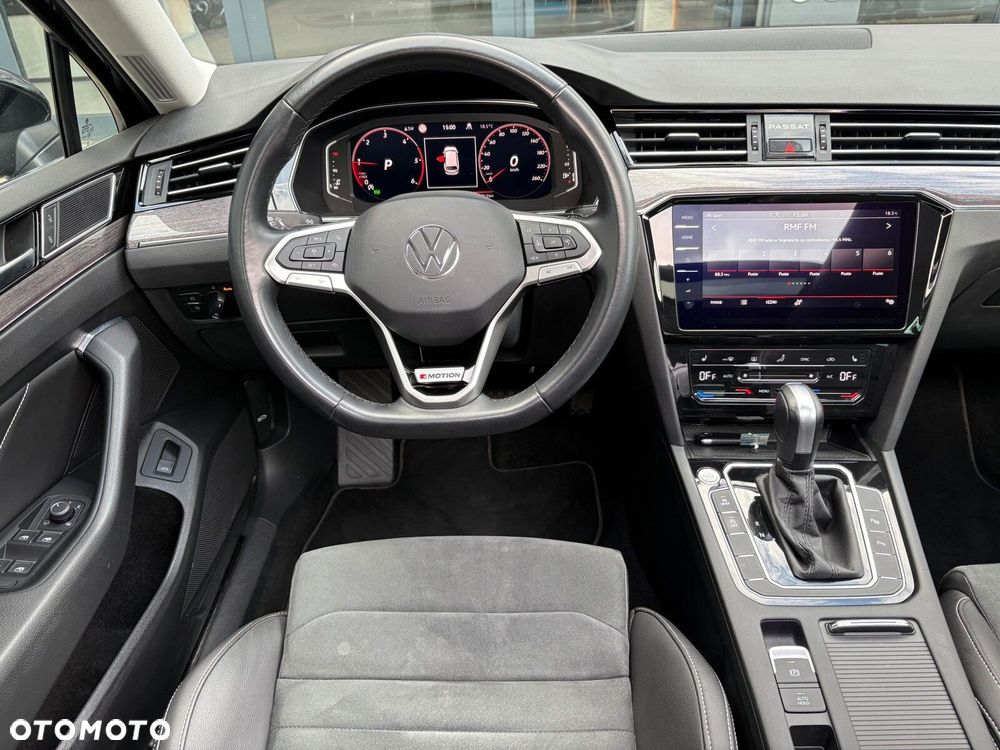 Volkswagen Passat Variant - 11