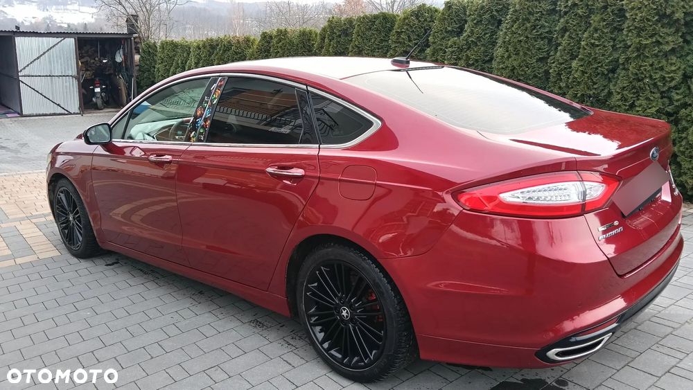 Ford Fusion 2.0 EcoBoost Titanium - 3