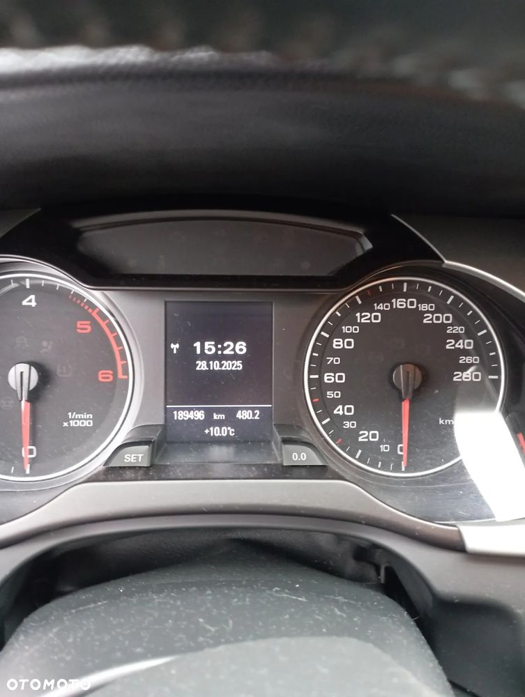 Audi A4 Limousine - 11