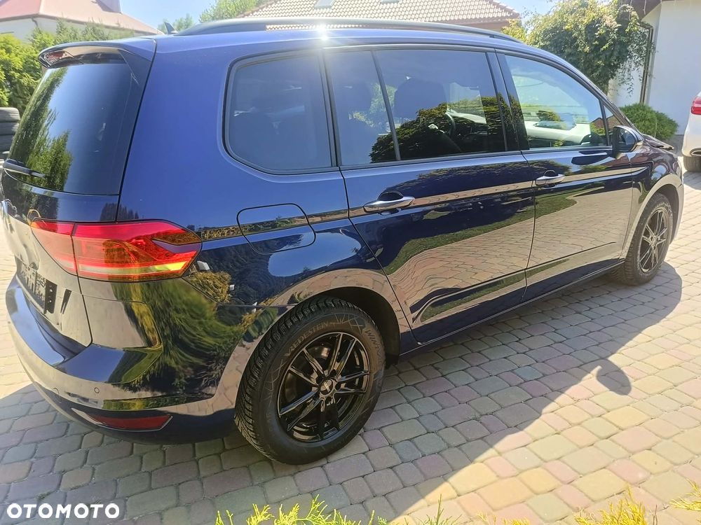 Volkswagen Touran 1.6 TDI SCR (BlueMotion Technology) Trendline - 4
