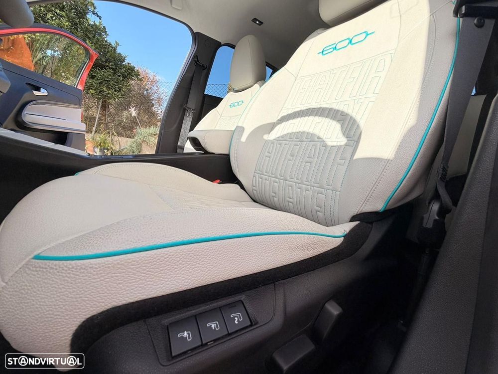 Fiat 600e 54 kWh La Prima - 13