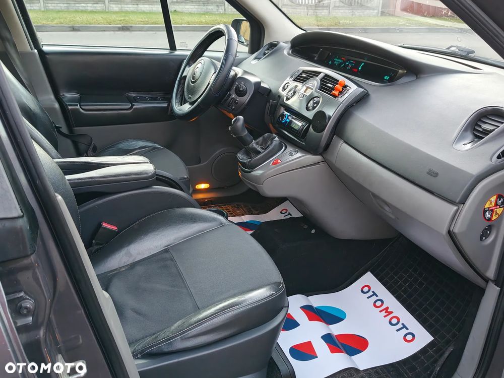 Renault Scenic 1.6 16V Expression - 6