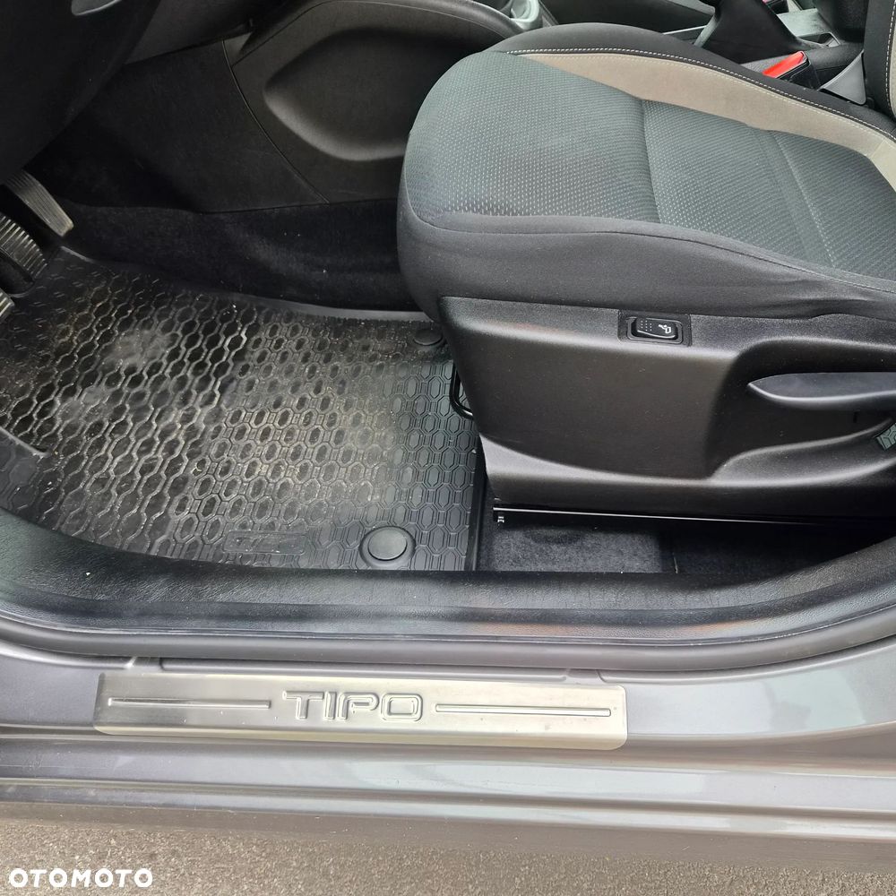 Fiat Tipo 1.4 16V Lounge - 26