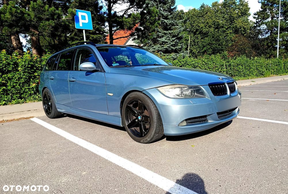 BMW Seria 3 318d - 20