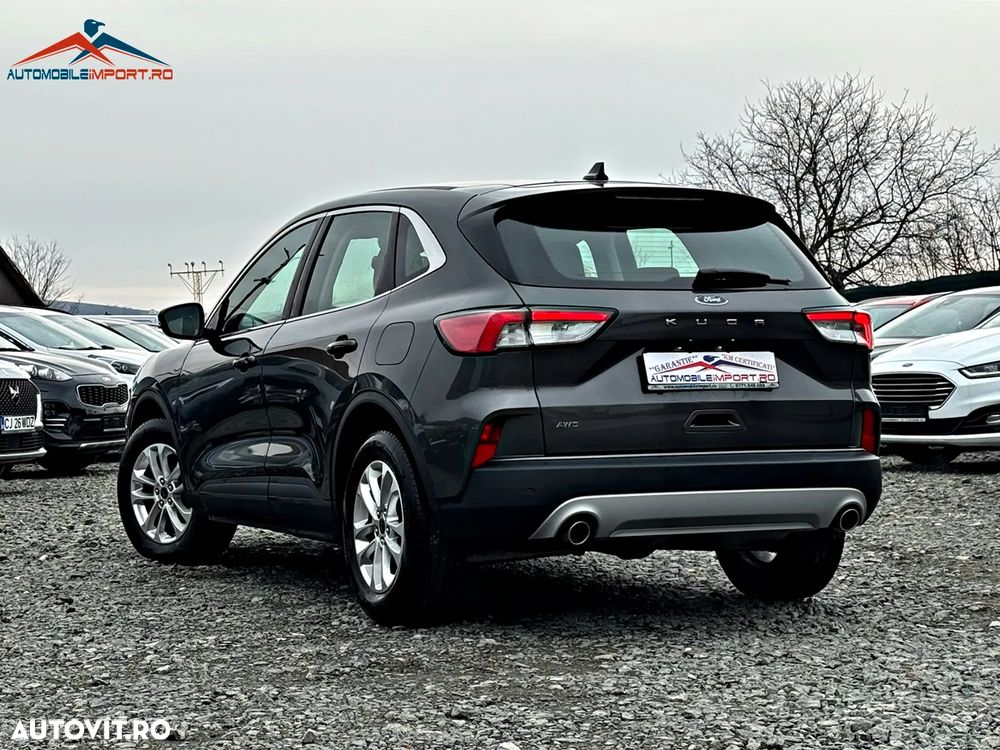 Ford Kuga 2.0 EcoBlue 4x4 Aut. TITANIUM - 6