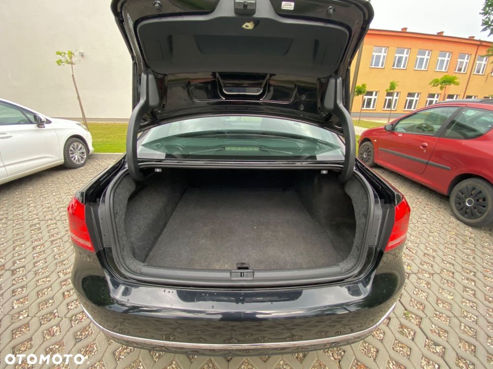 Volkswagen Passat 3.6 V6 R36 - 23