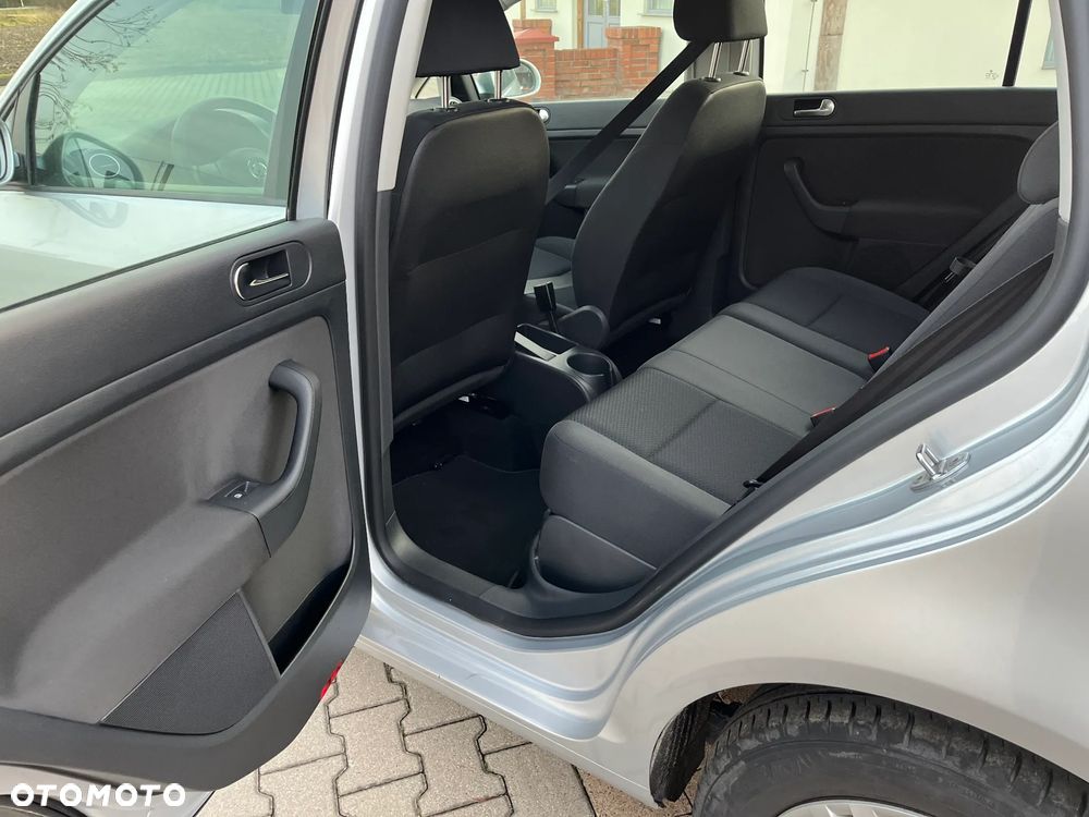 Volkswagen Golf Plus - 4