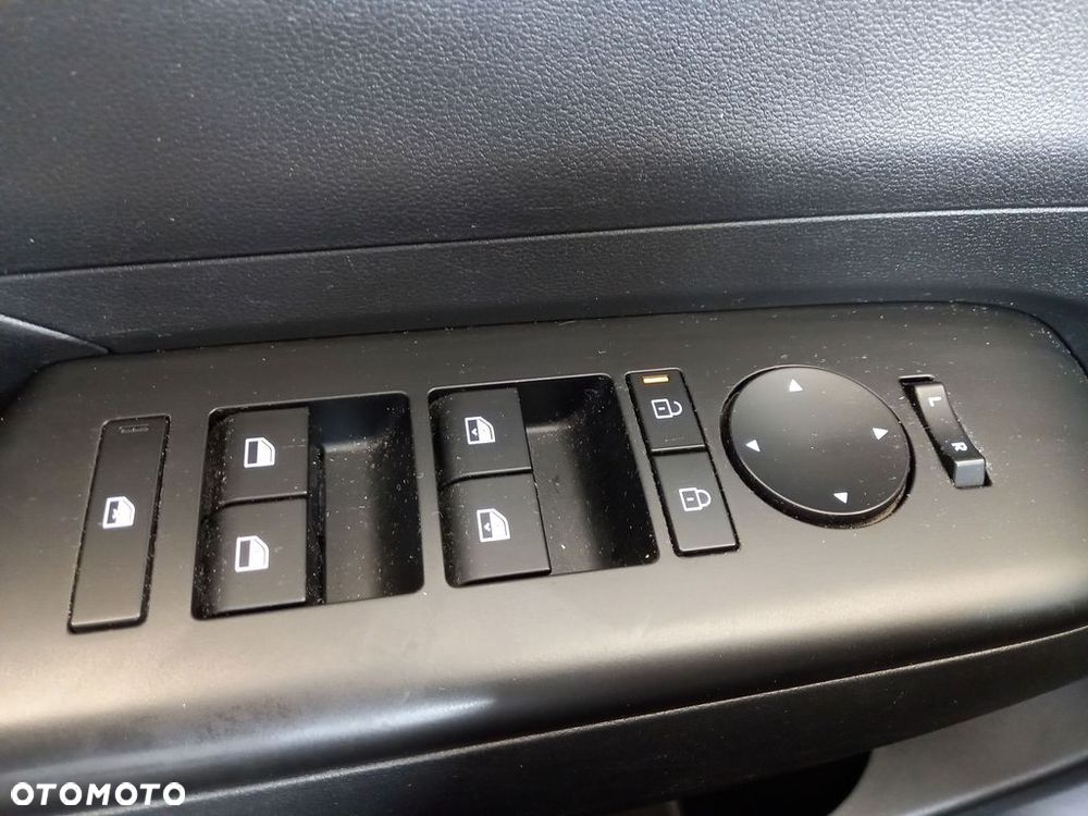 Hyundai Kona 1.0 T-GDI Smart - 26