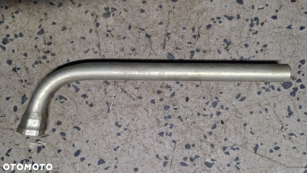 AUDI VOLKSWAGEN KLUCZ DO KÓŁ KOŁA 17" - 1