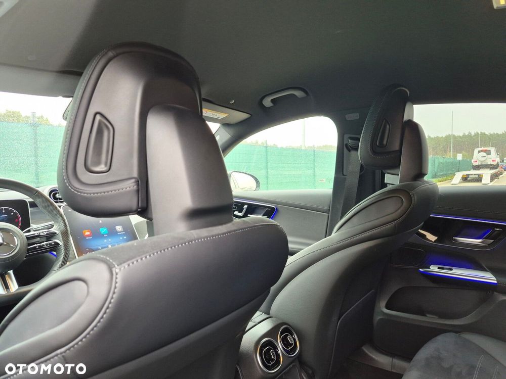 Mercedes-Benz GLC - 34