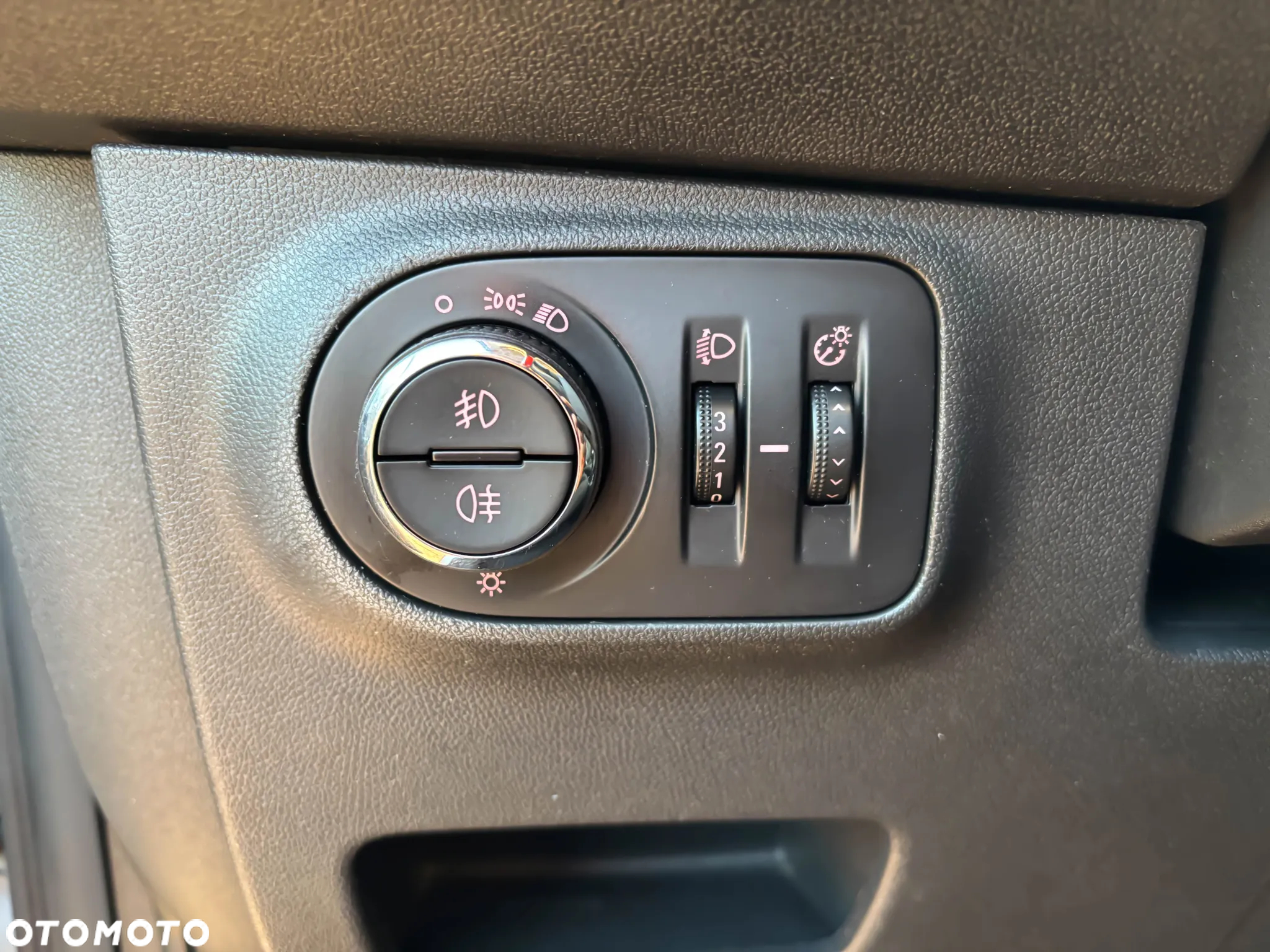 Opel Corsa - 11