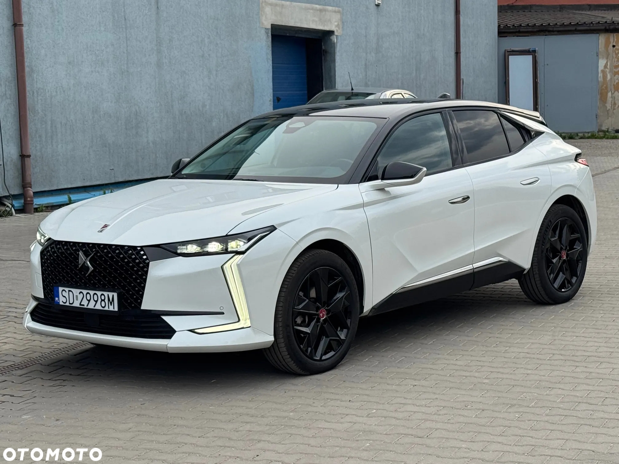 DS Automobiles DS 4 1.5 BlueHDi Performance Line + - 25