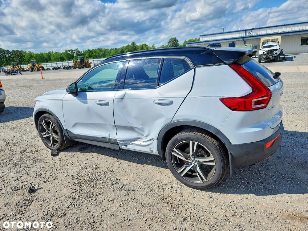 Volvo XC 40 - 8