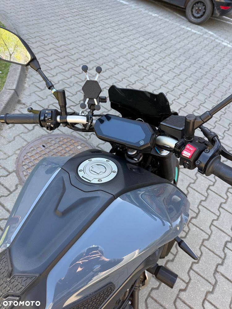Yamaha MT - 8