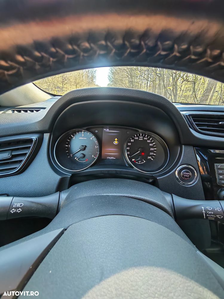 Nissan X-Trail 2.0D XTRONIC Start/Stop 4x4-i Tekna - 17