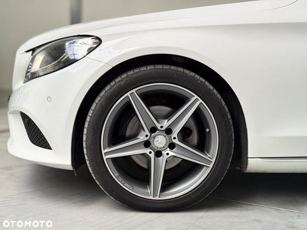 Mercedes-Benz Klasa C 200 d 9G-TRONIC - 27