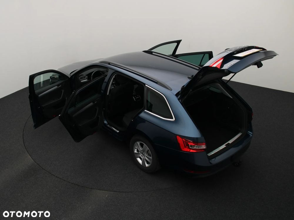 Skoda Superb 2.0 TDI SCR Ambition DSG - 13