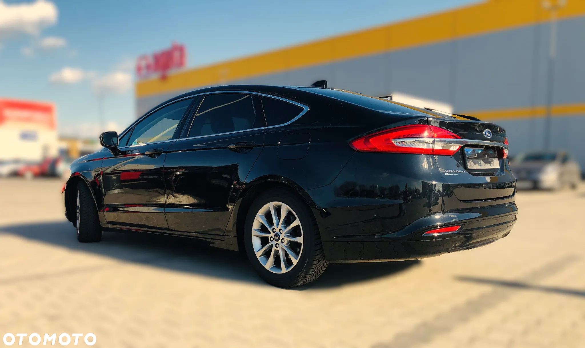 Ford Mondeo 2.0 EcoBlue Titanium - 4