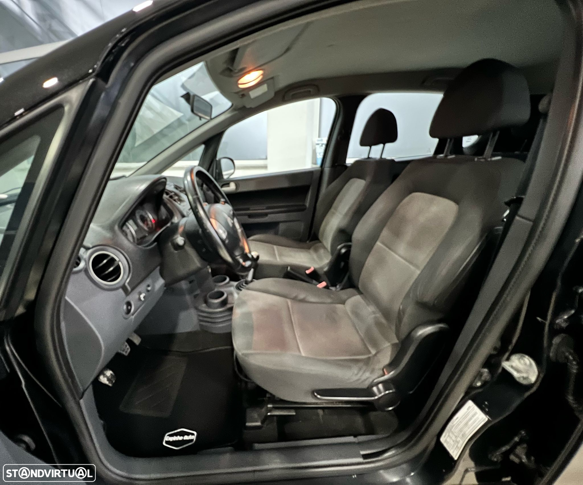 Mitsubishi Colt 1.3 Invite JLL/FN/CAV - 6