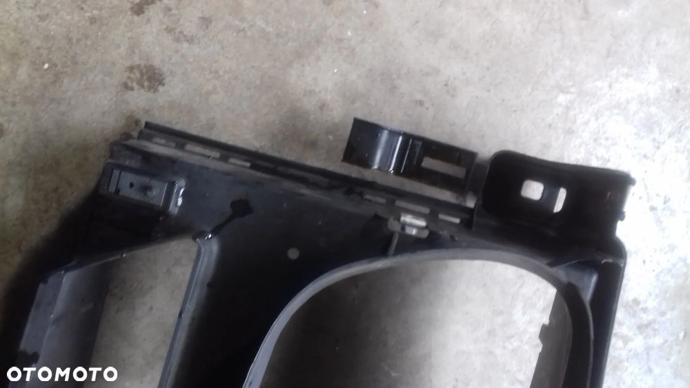 wlot kierownica powietrza pas 17714410 BMW X3 F25 2.0D - 4