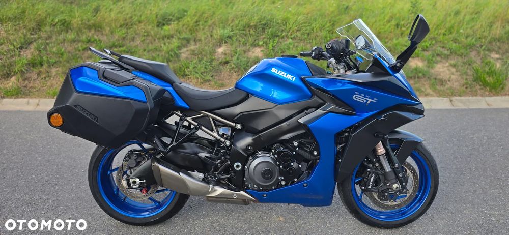 Suzuki GSX 1000 - 22