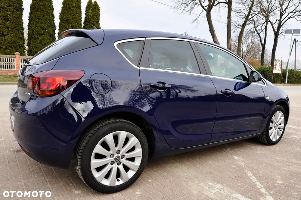 Opel Astra 1.4 Cosmo - 5