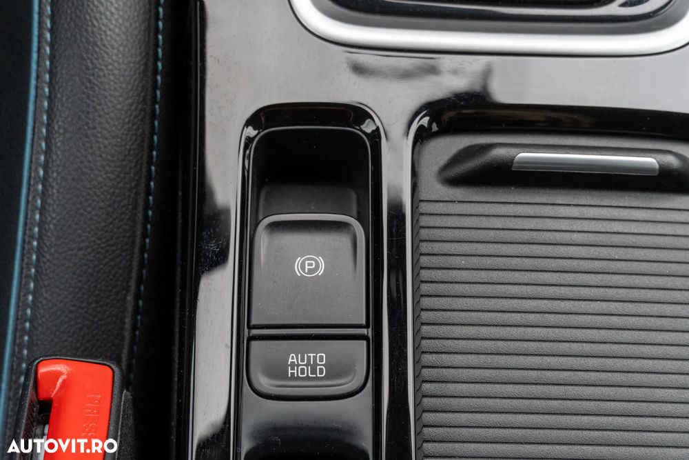 Kia XCeed 1.5 T-GDI 7DCT City - 25