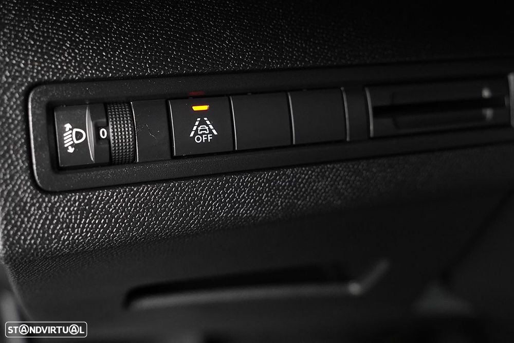 Peugeot 3008 1.2 Hybrid Allure Pack e-DCS6 - 18