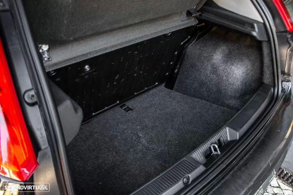 Fiat Punto 1.3 M-Jet Easy S&S - 25