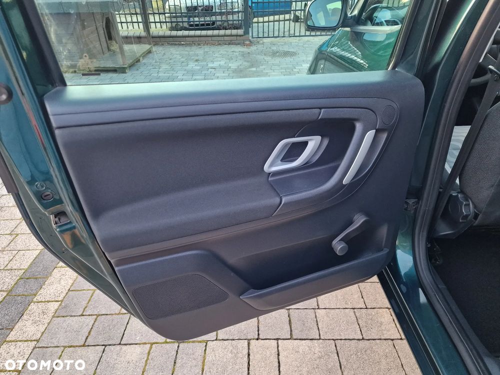 Skoda Roomster 1.4 16V Comfort - 26