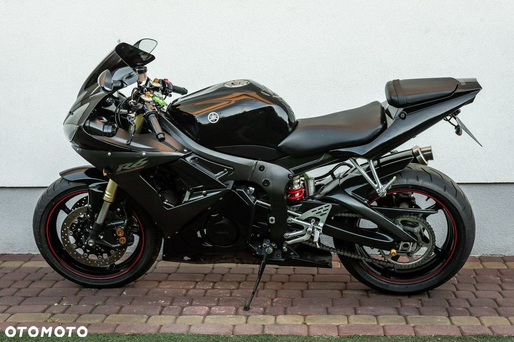 Yamaha R6 - 5