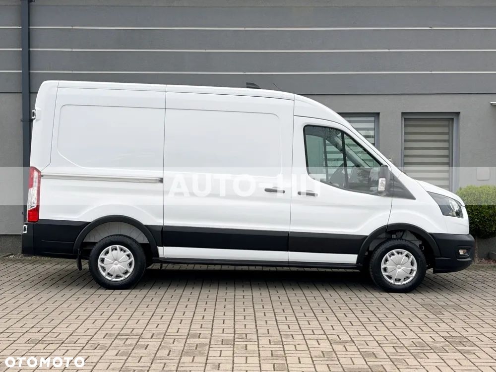 Ford Transit - 12