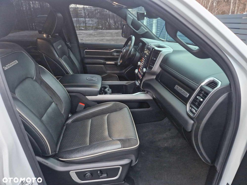 RAM 1500 Crew Cab Shortbed Bighorn - 7