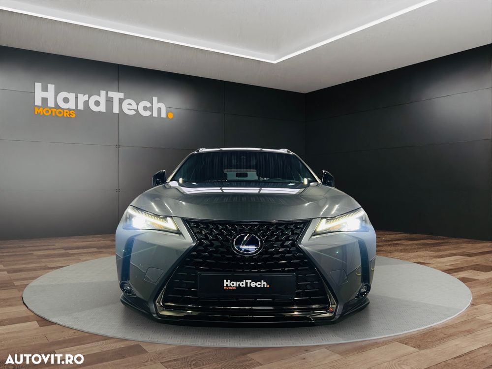 Lexus UX 250h FWD Executive - 2