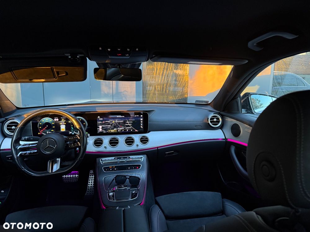 Mercedes-Benz Klasa E 220 d 4-Matic AMG - 33