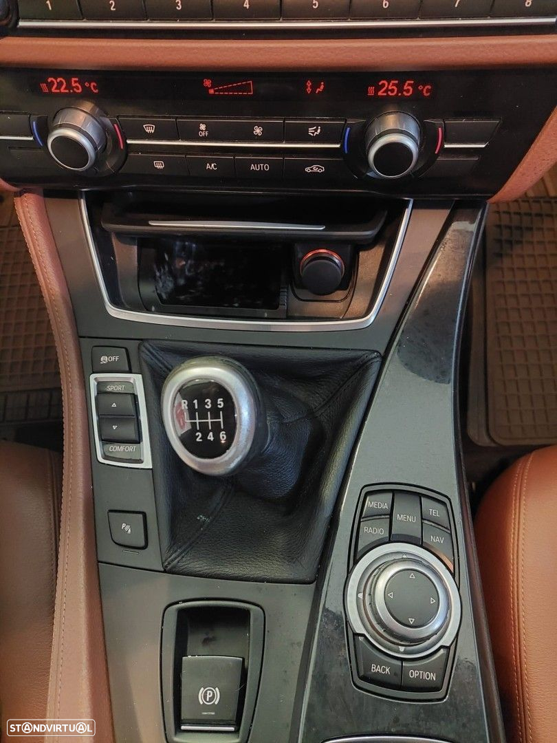 BMW 520 d Line Luxury - 15