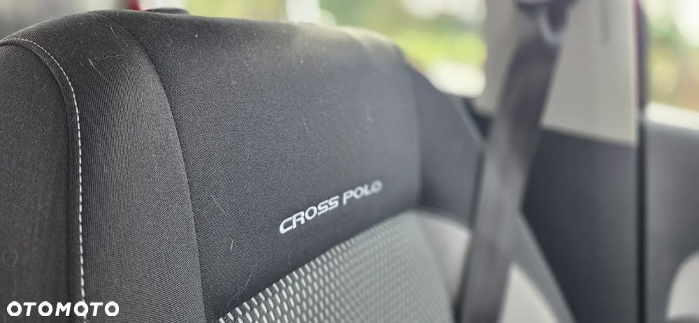 Volkswagen Polo 1.2 TSI Cross - 10