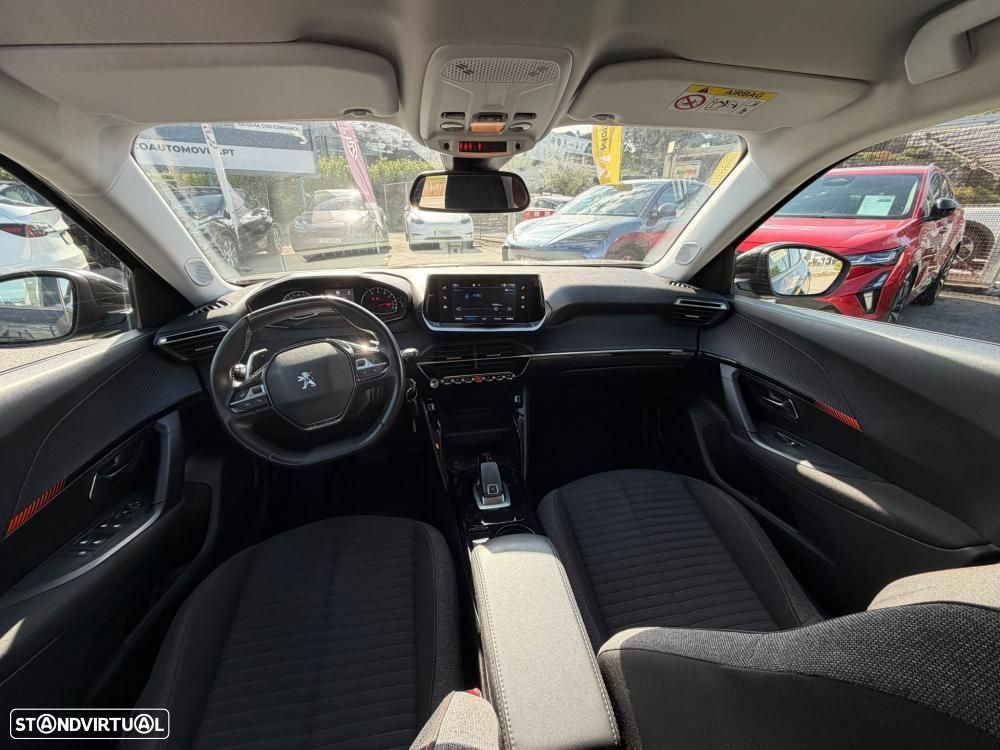 Peugeot 2008 1.2 PureTech Allure - 14