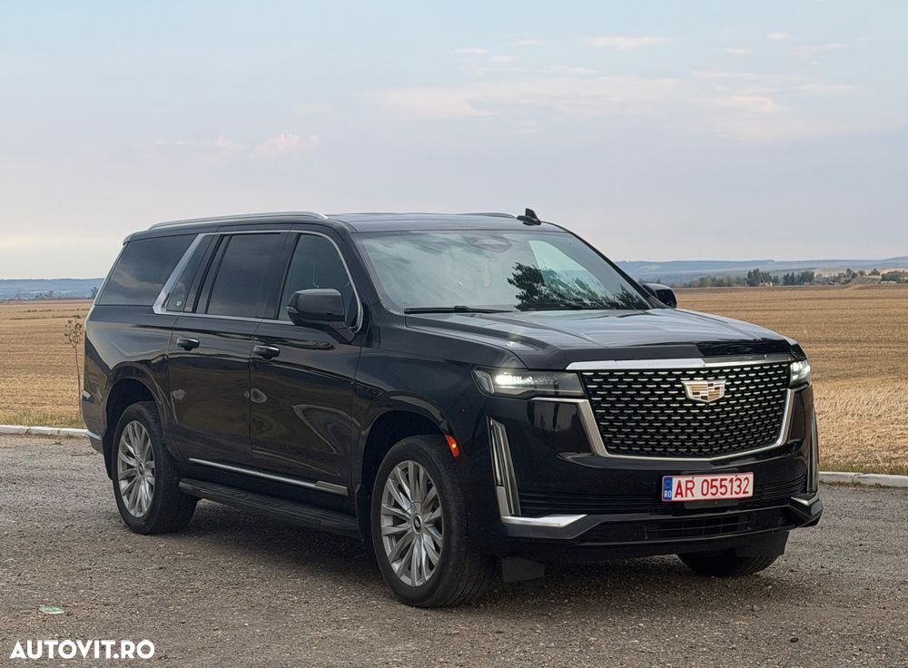 Cadillac Escalade - 3