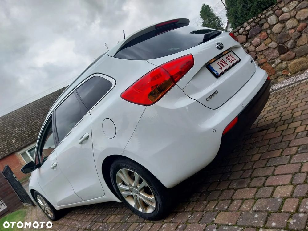 Kia Ceed - 17