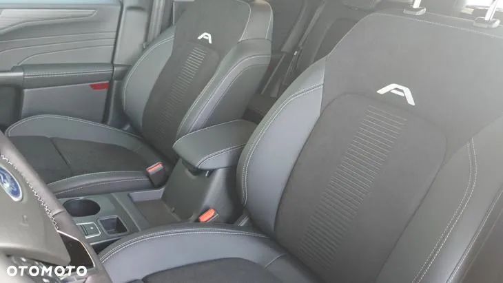 Ford Kuga 2.5P PHEV FWD Active X eCVT - 28