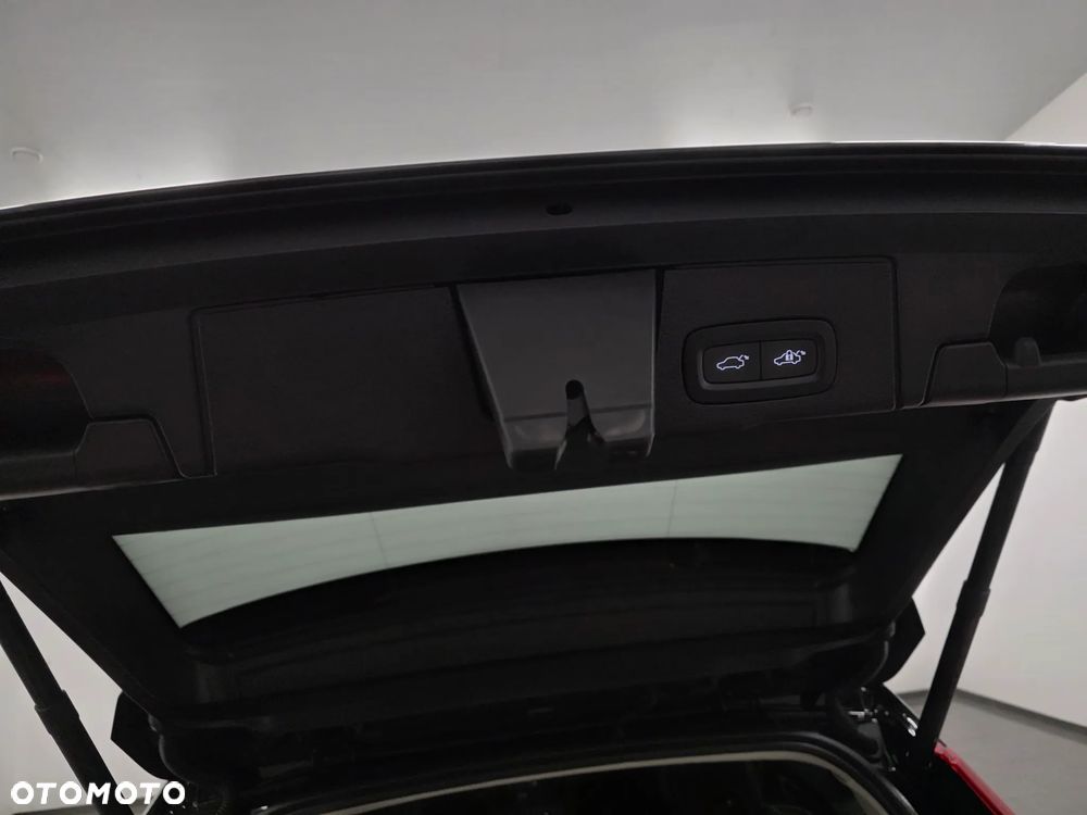 Volvo XC 60 B4 D AWD Ultimate Bright - 40
