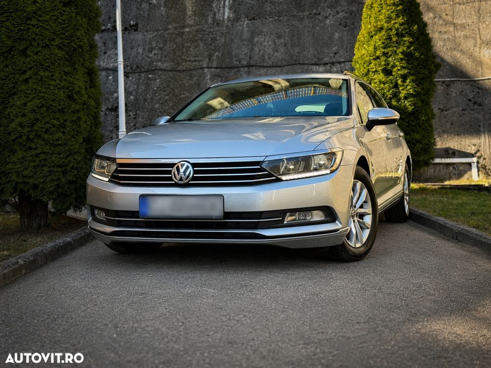 Volkswagen Passat 1.6 TDI (BlueMotion Technology) DSG Comfortline - 1